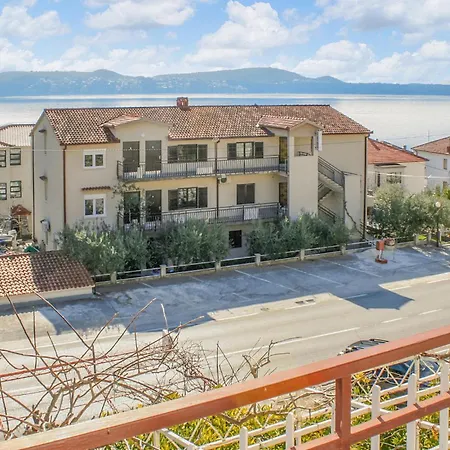 Apartment In Seget Donji With House Sea View